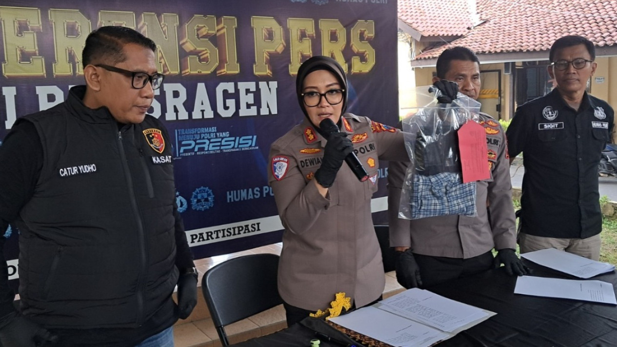 ‎Ini Hasil Autopsi Siswa SMP di Sragen yang Meninggal Usai Berkelahi dengan Teman
            - galeri foto