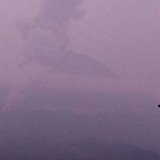 Waspada Status Siaga Gunung Semeru: Awan Panas Guguran Capai Jarak 2.500 Meter