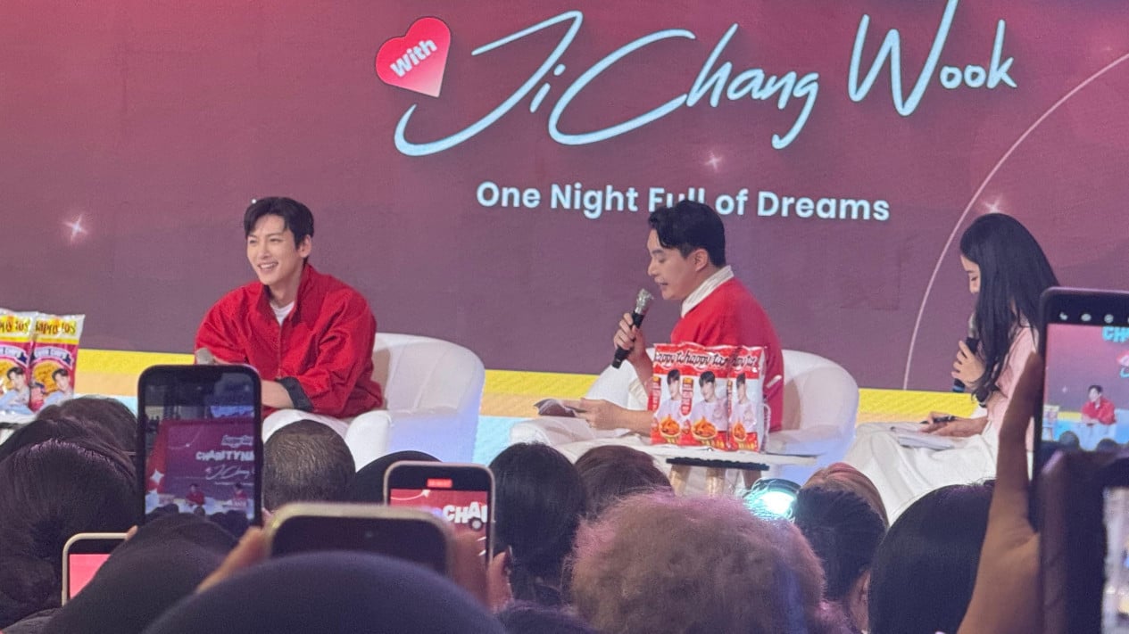 Kembali Datangi Indonesia, Aktor Ji Chang Wook Ungkap Hal Mengharukan yang Dilakukannya
            - galeri foto