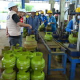 Stop Panic Buying LPG 3 KG, Tim Reskrim Polresta Banyuwangi Sidak SPPBE di Banyuwangi