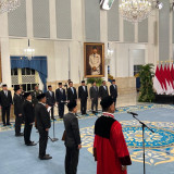 Prabowo Lantik Andi Rahadian Jadi Dubes untuk Kesultanan Oman dan Republik Yaman