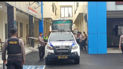 OTT KPK Bupati Tulungagung, Belasan Pejabat Pemkab Diterbangkan ke Jakarta