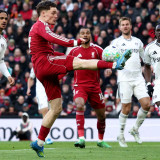 Kejutan Besar di Anfield! Ngumoha Jadi Pemain Termuda Cetak Gol untuk Liverpool