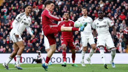 Kejutan Besar di Anfield! Ngumoha Jadi Pemain Termuda Cetak Gol untuk Liverpool