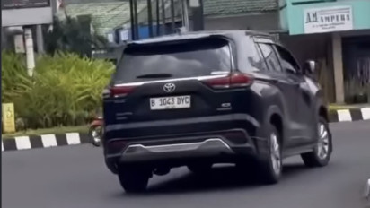 Viral Inova Zenix Hitam Kabur Usai Tabrak Lari Dikejar Pemotor di Karawang, Begini Nasibnya