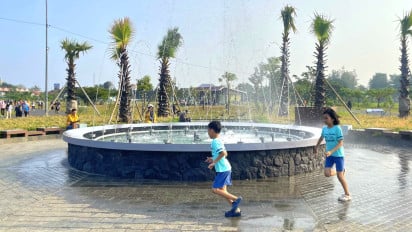 Taman Kagama Lamongan Diserbu Warga, Air Mancur Menari Jadi Favorit Pengunjung