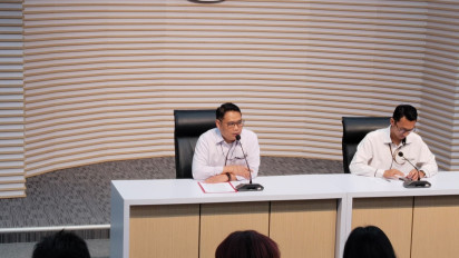 Bupati Tulungagung Beli Sepatu Bermerek hingga Bagi-Bagi THR Hasil Peras OPD