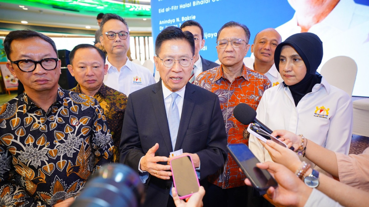 Hadapi Ketidakpastian Global, Kadin Dorong Dunia Usaha Adaptif dan Perkuat Pasar Domestik
            - galeri foto