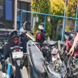 Motor Hantam Truk Parkir di Batang Jateng, Dua Warga Tewas