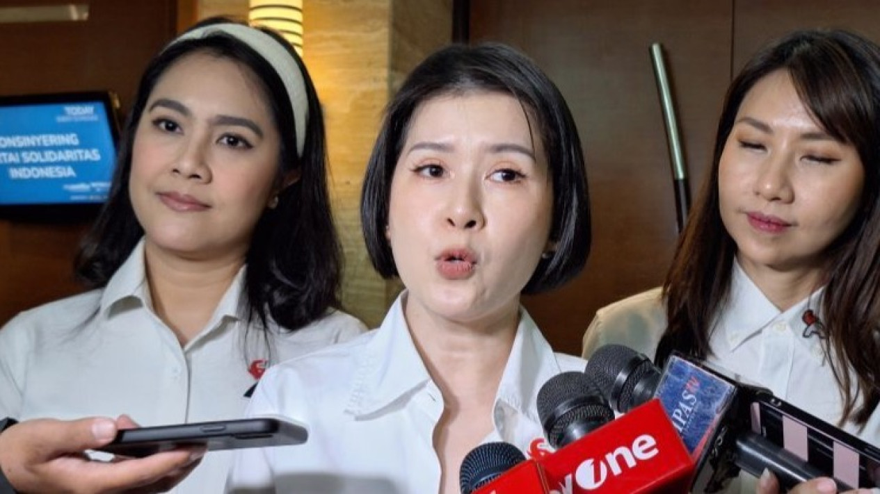 PSI Tunggu Tokoh Nasional Bergabung, Grace Natalie: Semua Terbuka, Bukan Partai Keluarga
            - galeri foto