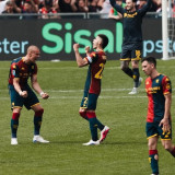 Ekuban Jadi Penentu! Genoa Menjauh dari Zona Degradasi Secara Dramatis Usai Kalahkan Sassuolo