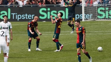 Ekuban Jadi Penentu! Genoa Menjauh dari Zona Degradasi Secara Dramatis Usai Kalahkan Sassuolo