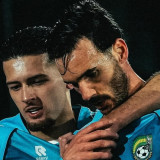 Tekel Keras Justin Hubner Disorot Media Belanda, Bek Timnas Indonesia Akhiri Permainan Gelandang Senior Jerman Lebih Cepat