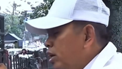 Dedi Mulyadi Mulanya Tak Paham "Itung-itungan" Tukang Angkut Sampah Gaji Rp3 Juta Punya Cicilan Rp4,8 Juta, Berujung Direkrut Jadi Petugas Kebersihan