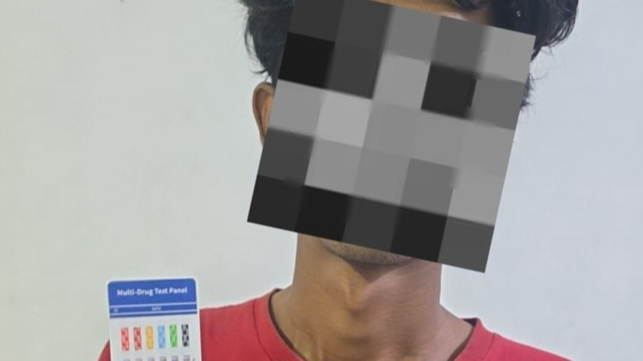 Pelaku Pemalakan Sopir Bajaj di Tanah Abang Ditangkap, Negatif dari Penggunaan Narkoba
            - galeri foto