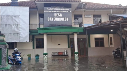 Banjir Masih Rendam Dayeuhkolot Bandung Pascahujan Deras, 19.408 Jiwa Terdampak