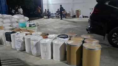 Bareskrim Polri Bongkar Pabrik Produksi Narkoba Jenis Zenix di Semarang, Tiga Tersangka Ditangkap