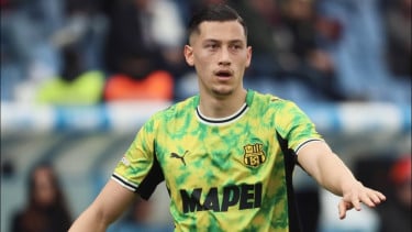 Memang Layak Jadi Kapten Timnas Indonesia! Aksi Berkelas Jay Idzes Lerai Keributan Pemain Sassuolo vs Genoa Jadi Sorotan di Eropa