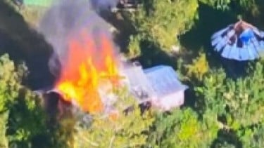 KKB Pimpinan Lekagak Talenggen Bakar Rumah Warga di Puncak Papua Tengah, Satgas TNI Habema Perketat Pengamanan
