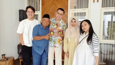 Detik-Detik Wafatnya Yai Mim Diungkap Aviwkila, Meninggal dalam Posisi Duduk