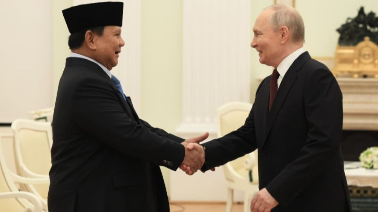 Temui Vladimir Putin di Istana Kremlin, Presiden Prabowo Konsultasi Dinamika Geopolitik Global
            - galeri foto