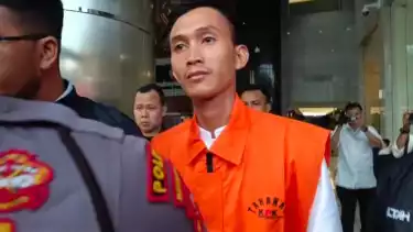 KPK Ungkap Alasannya Tetapkan Tersangka Terhadap Ajudan Gubernur Riau Marjani