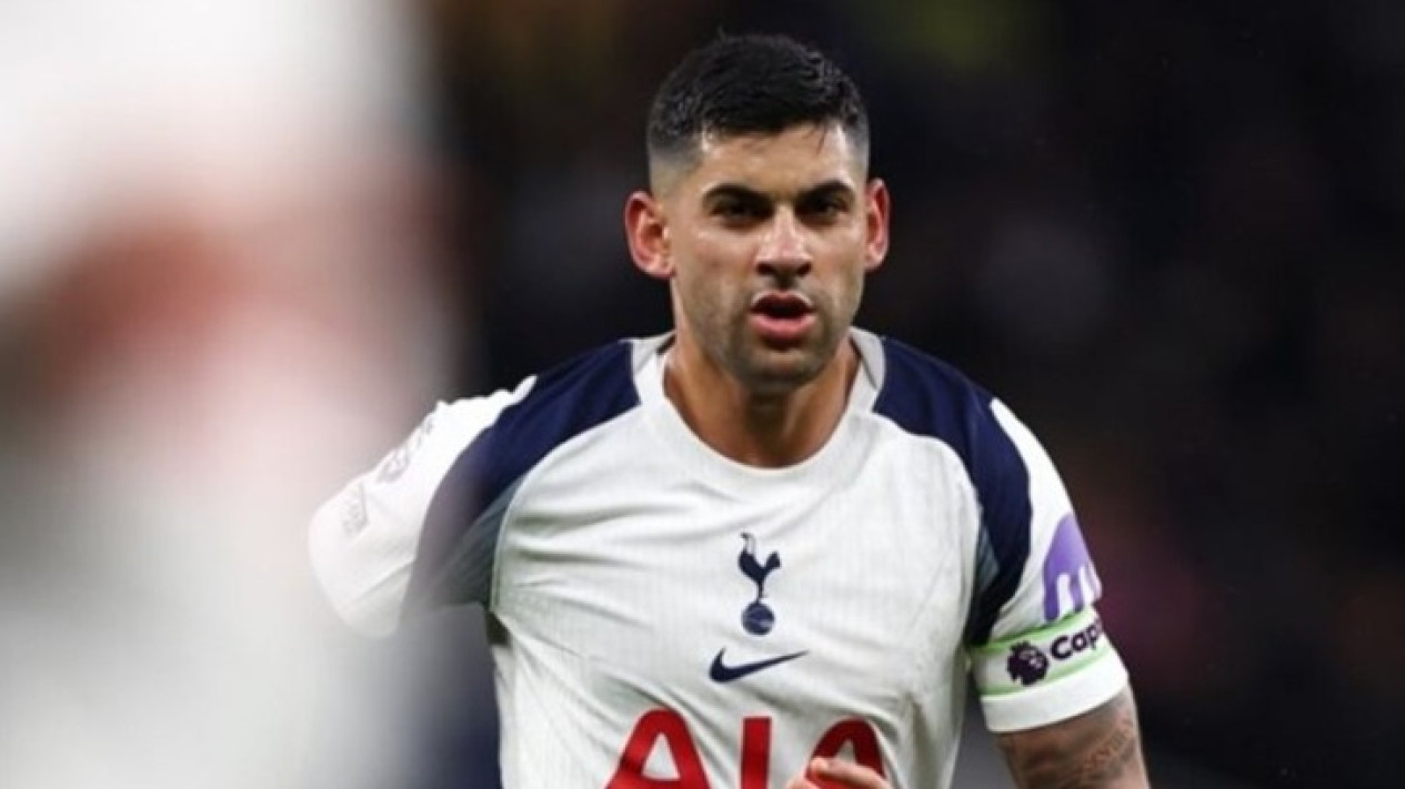 Cedera Parah! Musim Cristian Romero Terancam Berakhir, Tottenham Makin Terpuruk
            - galeri foto