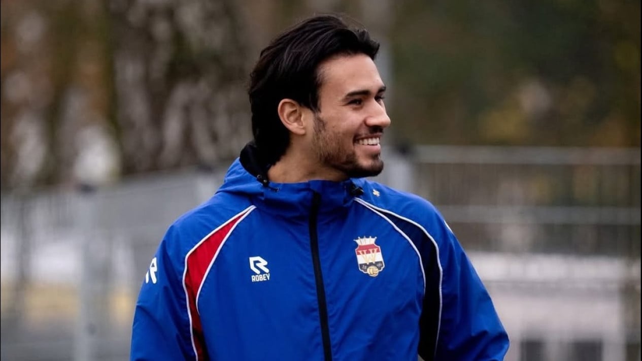 Jarang dapat Spotlite, Bek Sayap Timnas Indonesia Nathan Tjoe-A-On Diam-diam Hampir Bawa Willem II Promosi ke Eredivisie
            - galeri foto