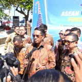 Menkum Soroti Fenomena Teknologi AI