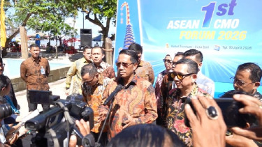 Menkum Soroti Fenomena Teknologi AI