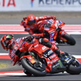 Lihat Aprilia Mendominasi MotoGP 2026, Juara Dunia 5 Kali Beruntun Ini Pertanyakan Arah Ducati di Musim Ini