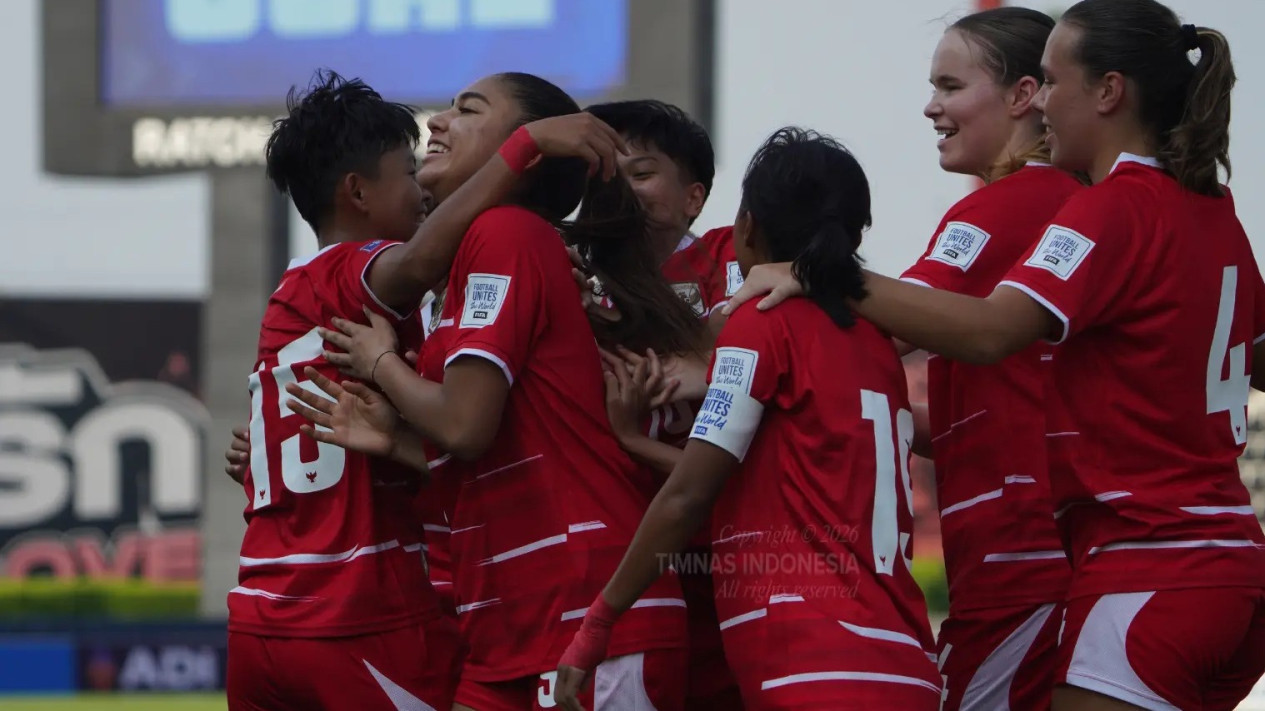 Sheva Imut Cetak Brace dalam Kemenangan 4-2 dari Kaledonia Baru, Timnas Indonesia Putri Juara Ketiga FIFA Series 2026
            - galeri foto