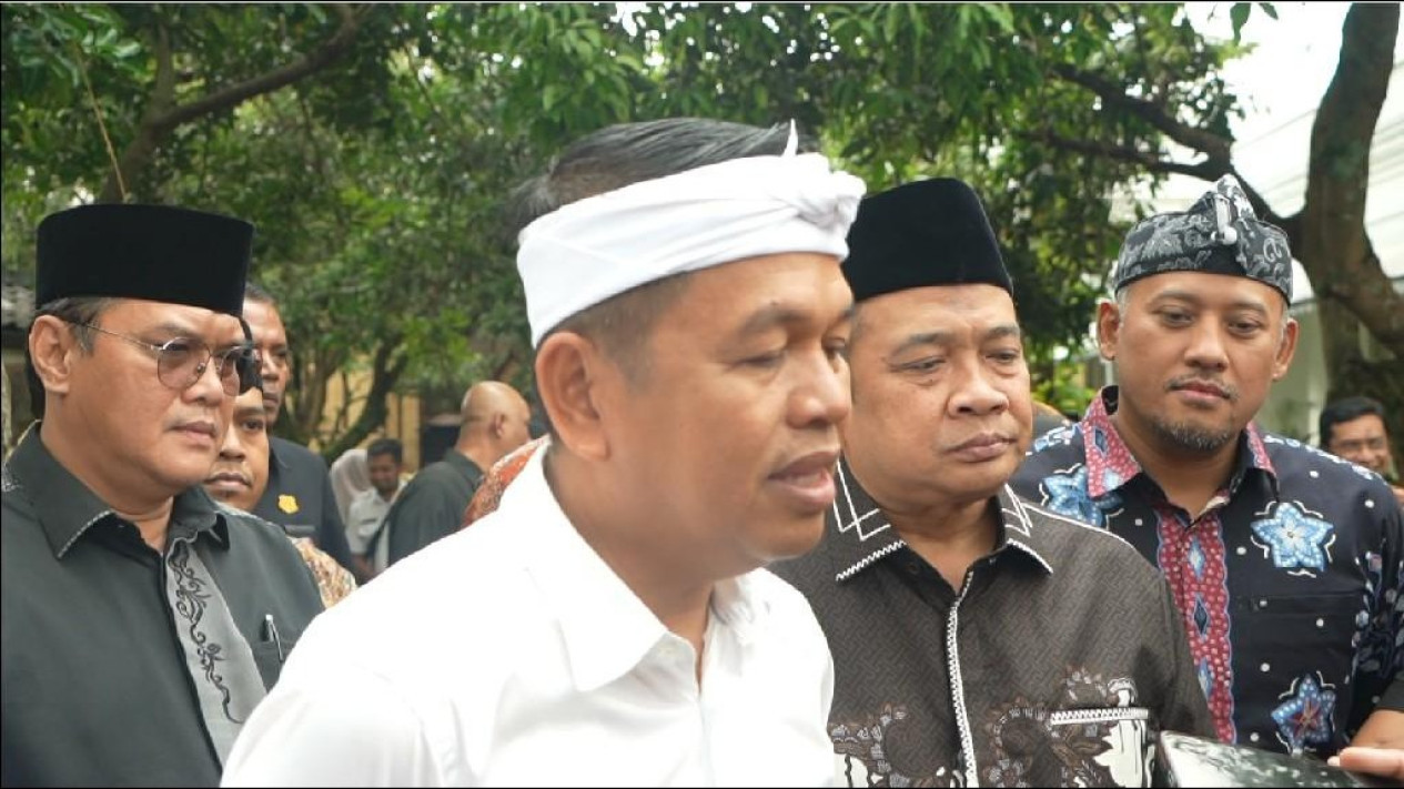 Reaksi Kemenag Jabar setelah Dedi Mulyadi Mengajak Gen Z Menikah di KUA
            - galeri foto
