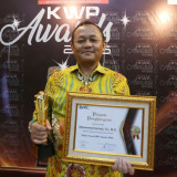 Sarmuji Sabet Penghargaan Legislator Responsif Terhadap Aspirasi Publik dalam KWP Award 2026