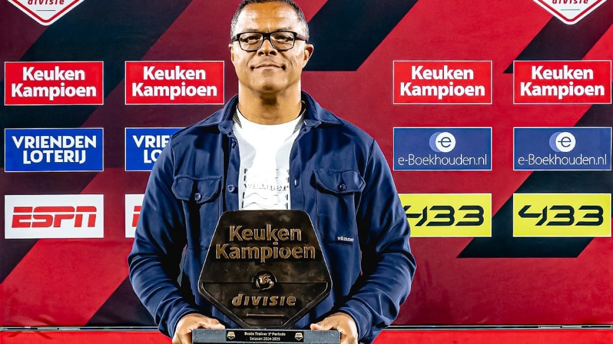 Eks Kapten Liga Belanda Jadi Pelatih PSSI Academy dan Garuda United, Siap Lahirkan The Next Ole Romeny untuk Timnas Indonesia
            - galeri foto