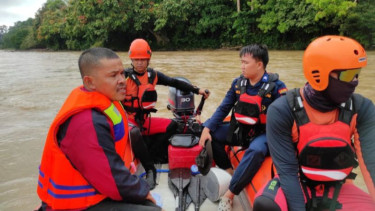Tim SAR Palembang Cari Bocah 11 Tahun yang Hanyut di Sungai Rawas