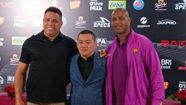 Tak Lagi Lincah, Ronaldo Nazario Akui Tak Turun Jadi Pemain di Laga DRX World Legends Vs Barcelona