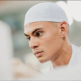 Berkaca dari Legenda Timnas Indonesia, Pemain Asing ini Mantap jadi Mualaf dan Sekarang Berkarier di Italia