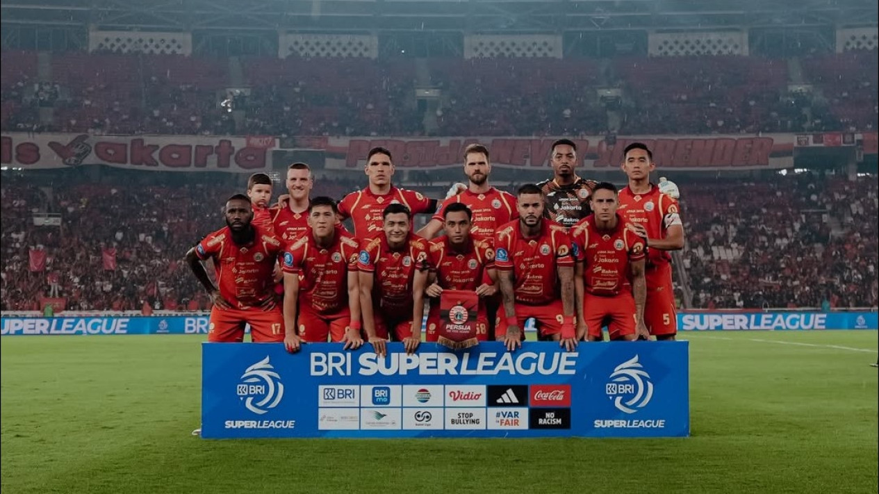Gagal Jamu Persib Bandung di Jakarta, Ini Daftar Stadion yang Pernah Dipakai Persija untuk Lawan Rivalnya
            - galeri foto
