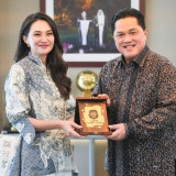 Demi Kemajuan Olahraga di Malut, Gubernur Sherly Tjoanda Rela Terbang Langsung ke Jakarta Temui Menpora Erick Thohir