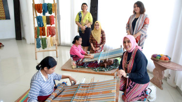 Ketua Harian Dekranas Dorong Penguatan Pemasaran dan Kreativitas Tenun di Belu