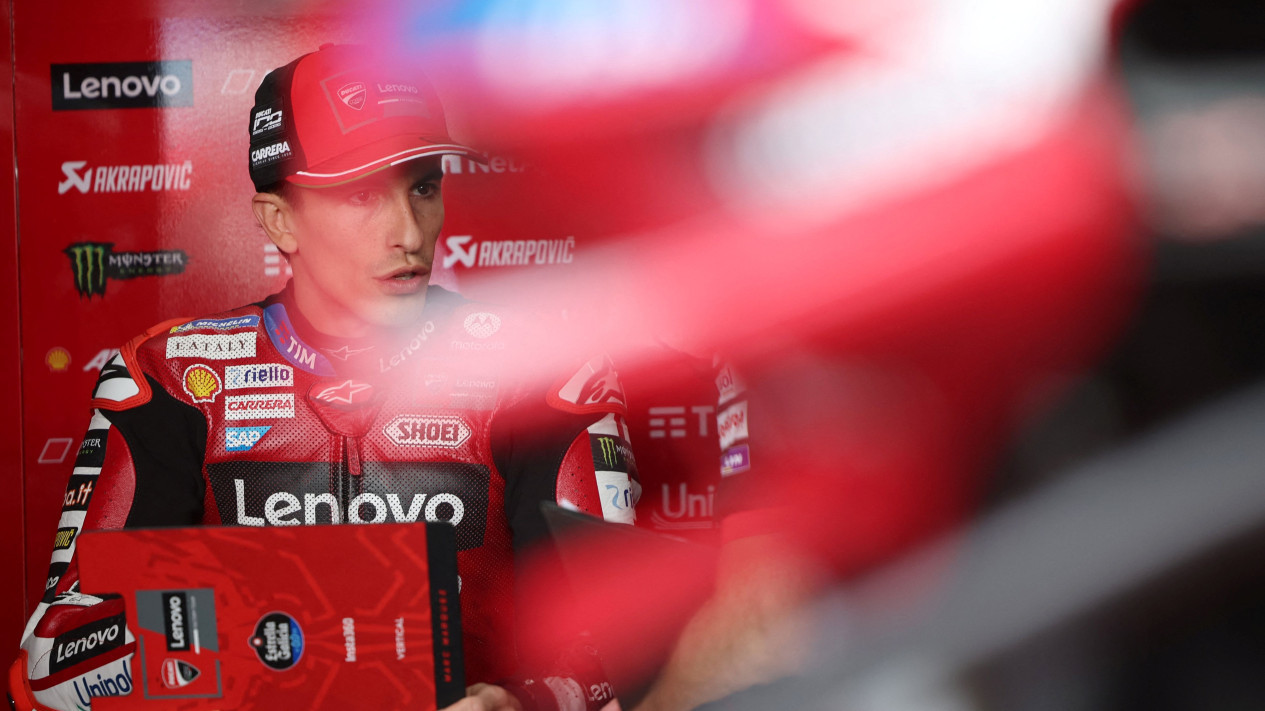 Marc Marquez dan Adik Valentino Rossi ini Sepakat Menyebut Dominasi Aprilia di MotoGP 2026 Bukan Merupakan....
            - galeri foto