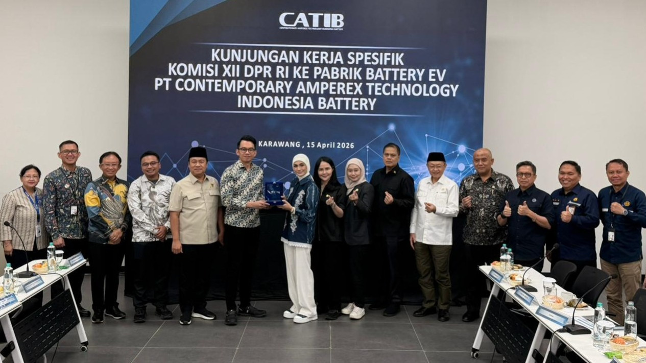 DPR Tinjau Proyek Baterai MIND ID, Dorong Hilirisasi Nikel untuk Transisi Energi
            - galeri foto