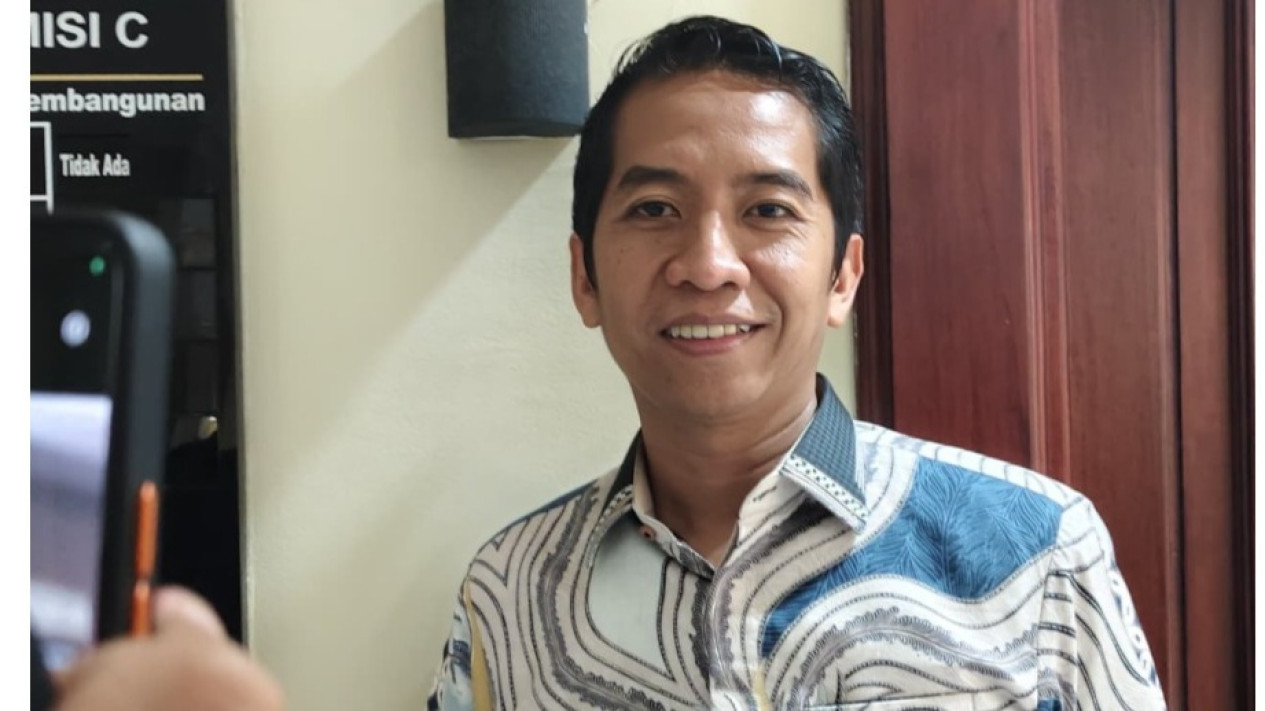 Parkir Digital Wajib Jalan, DPRD Surabaya Siapkan Sejumlah Skema
            - galeri foto