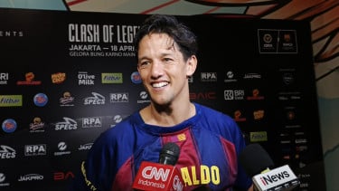 Clash of Legends Jadi Momen Tak Terlupakan! Irfan Bachdim Bawa Pulang Kenangan Emas dari Rivaldo