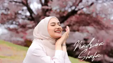 Nadzira Shafa - Jalan Tengah, Potret Relasi Rumit di Album Akhirnya, Aku Lagi