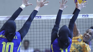 Pelatih Popsivo Polwan Ungkap Kunci Bisa Permalukan Jakarta Electric PLN di Final Four Proliga 2026