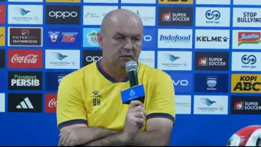 Bojan Hodak Akui Frustrasi Lawan Arema FC, Posisi Persib di Puncak Klasemen Terancam