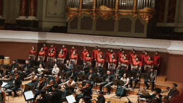 Rayakan 75 Tahun Persahabatan Indonesia-Swiss, Avip Priatna Bersama JCO dan BMS Persembahkan Konser di Swiss