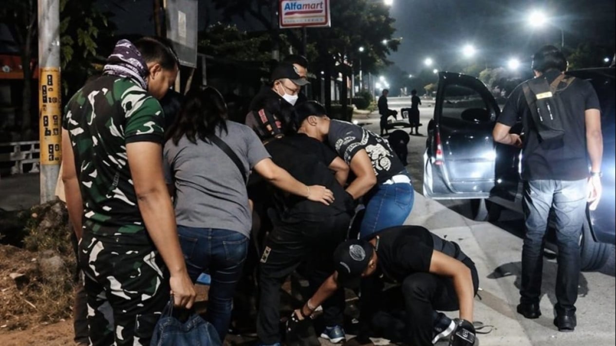 Begal Sadis Belawan Ditangkap, Bawa Sajam hingga Topeng Saat Beraksi
            - galeri foto